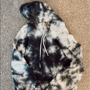 black and white tie dye sweatshirt